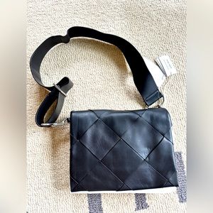 New “& Other Stories” genuine leather braided crossbody black